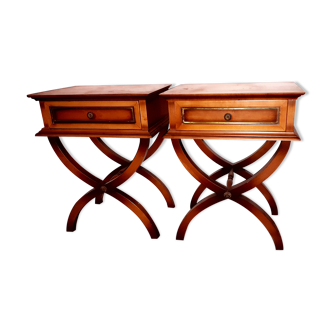 Paire de tables de chevet style empire pieds croisé