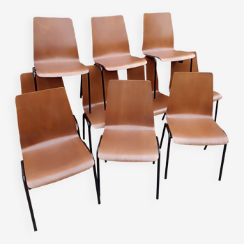 Set of 10 stackable industrial chairs