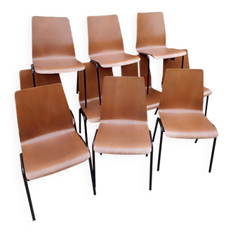 Set of 10 stackable industrial chairs