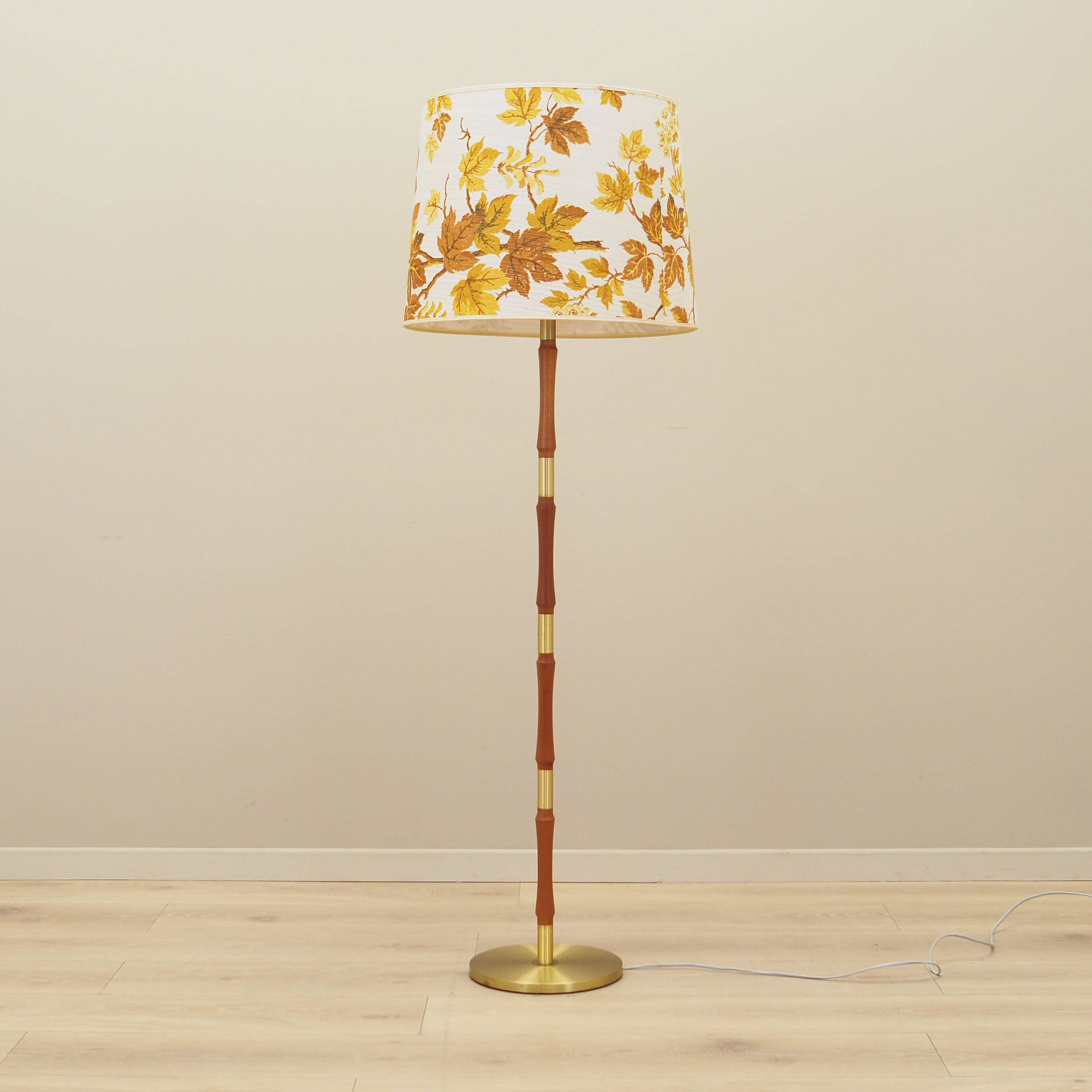 Floor lamp, Danish design, 1970s, production: Denmark
