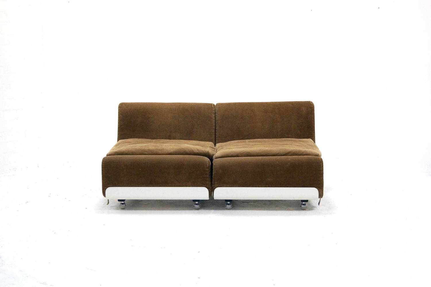 Suite of 2 armchairs Orbis by Luigi Colani for Cor Sitzcomfor 1970