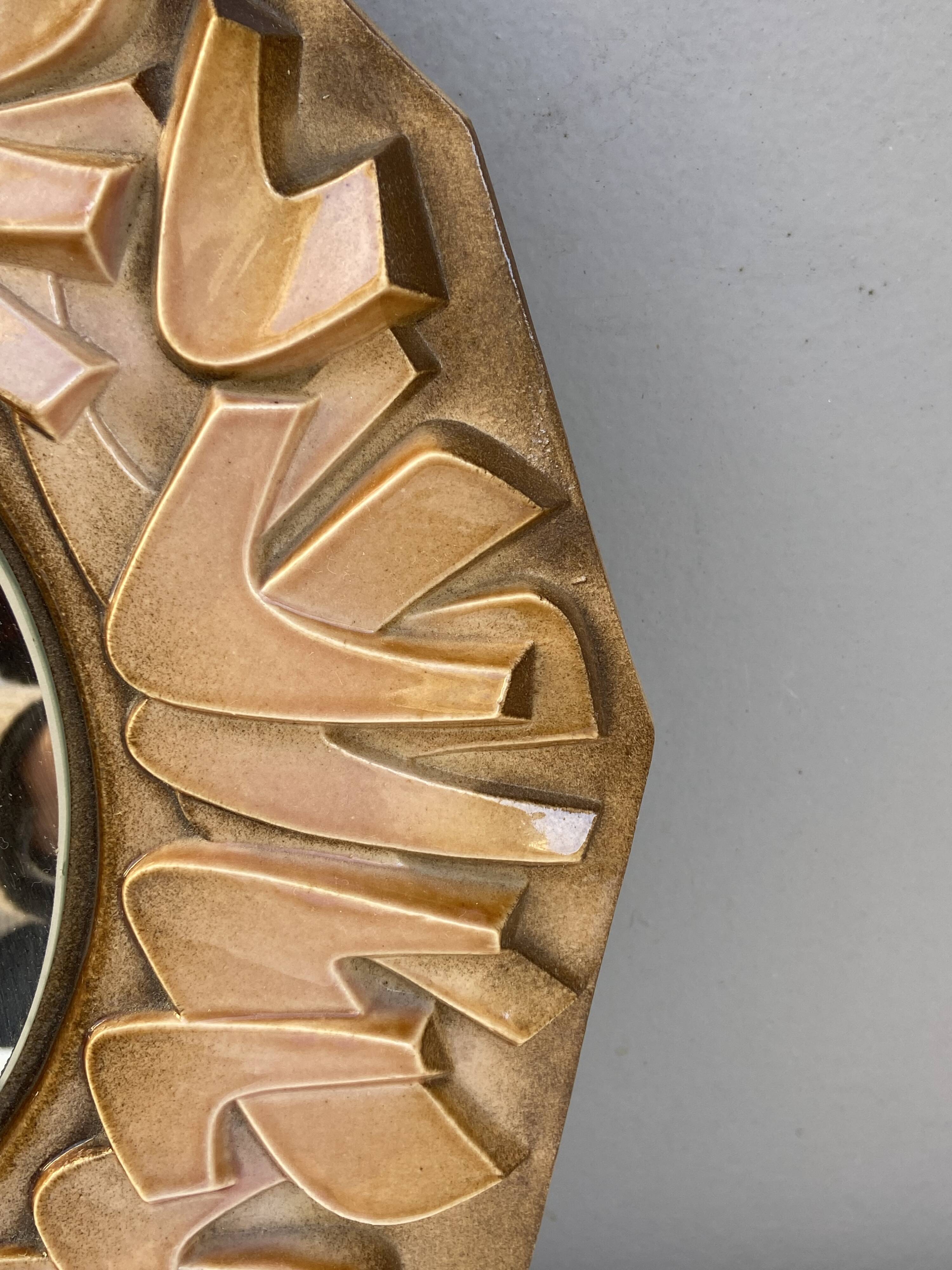 Ceramic mirror from the 1960s