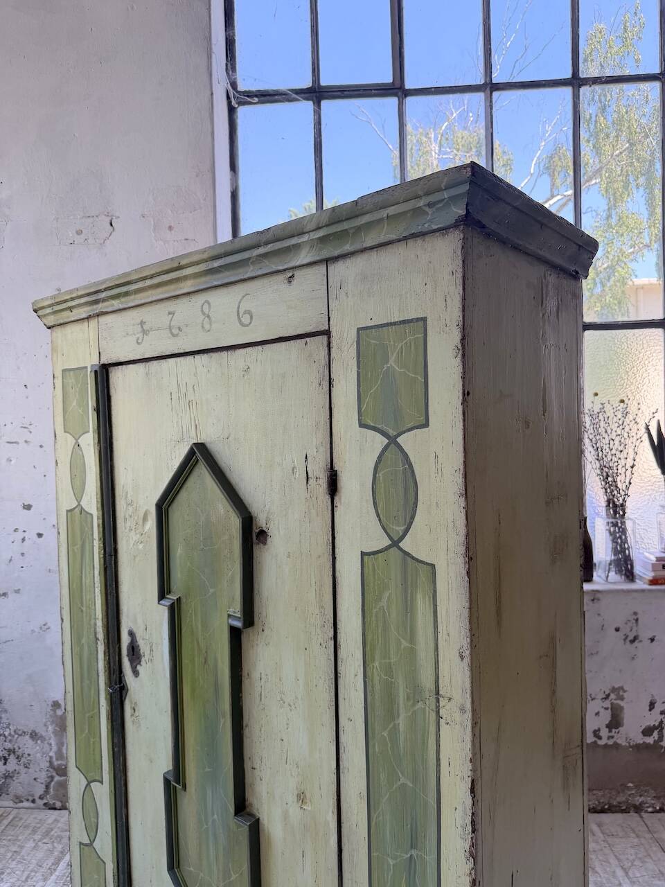 Armoire polychrome alsacienne 1800