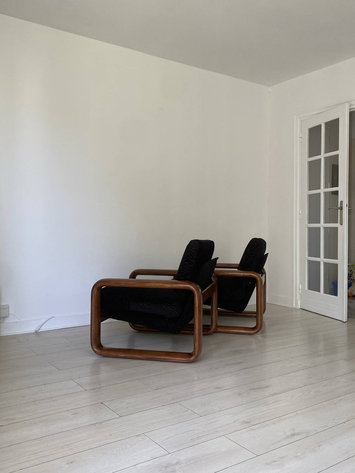 Set of 2 "Hombre" armchairs by Burkhard Vogtherr
