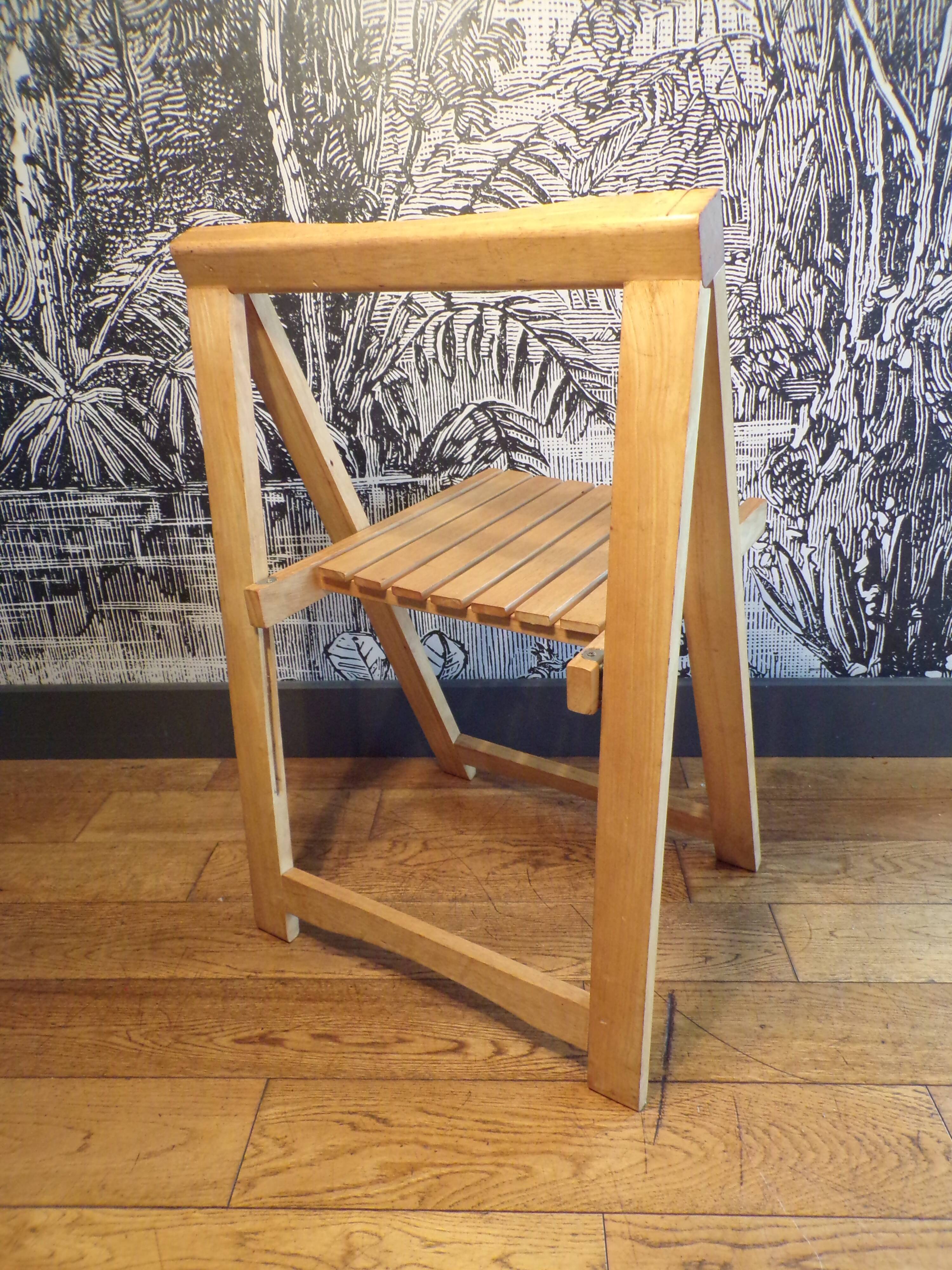 Chaise pliante italienne