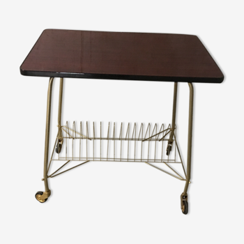 Serving table 1960