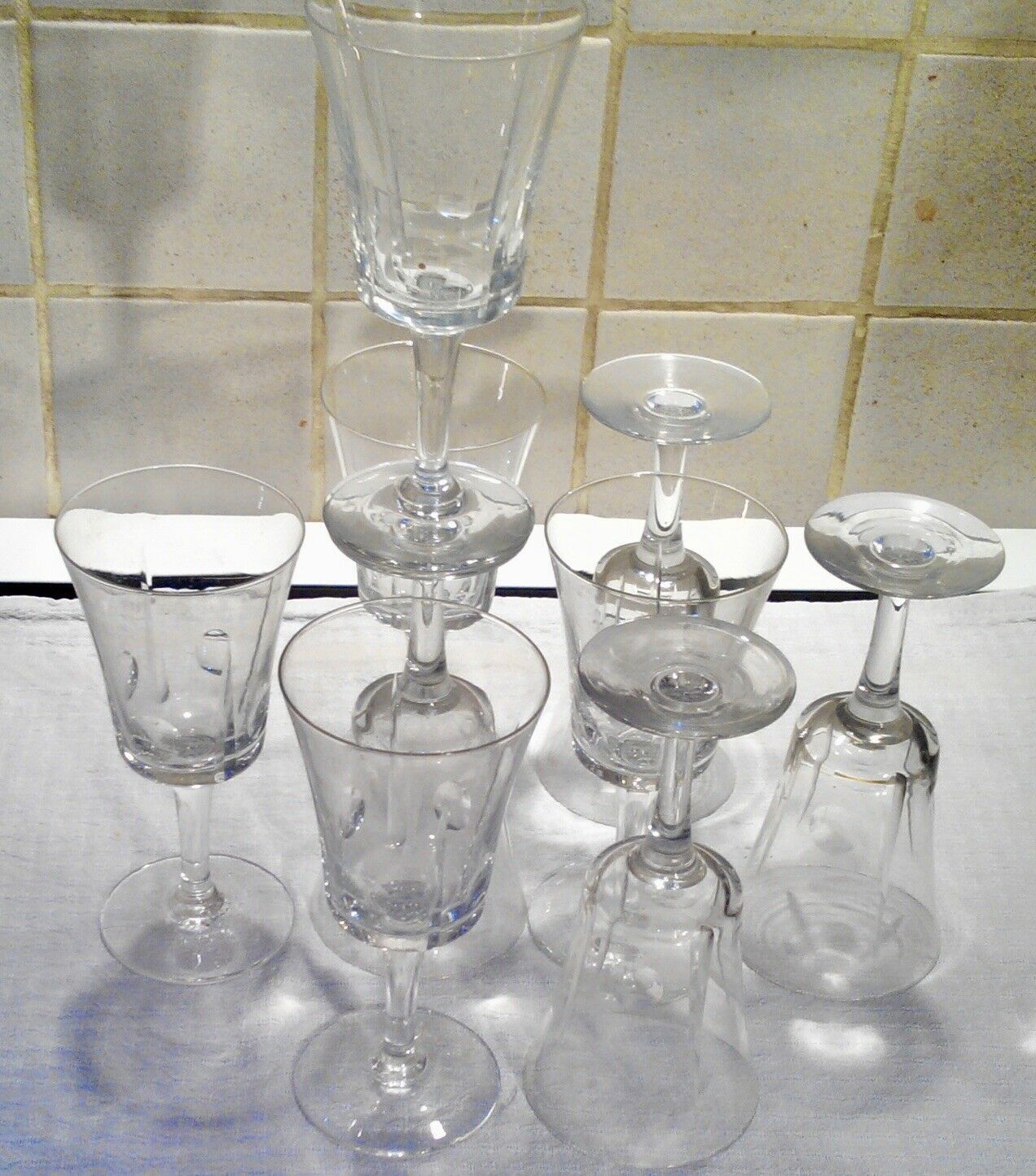 Old wine glass in baccarat crystal model art deco ht 14,5 cm