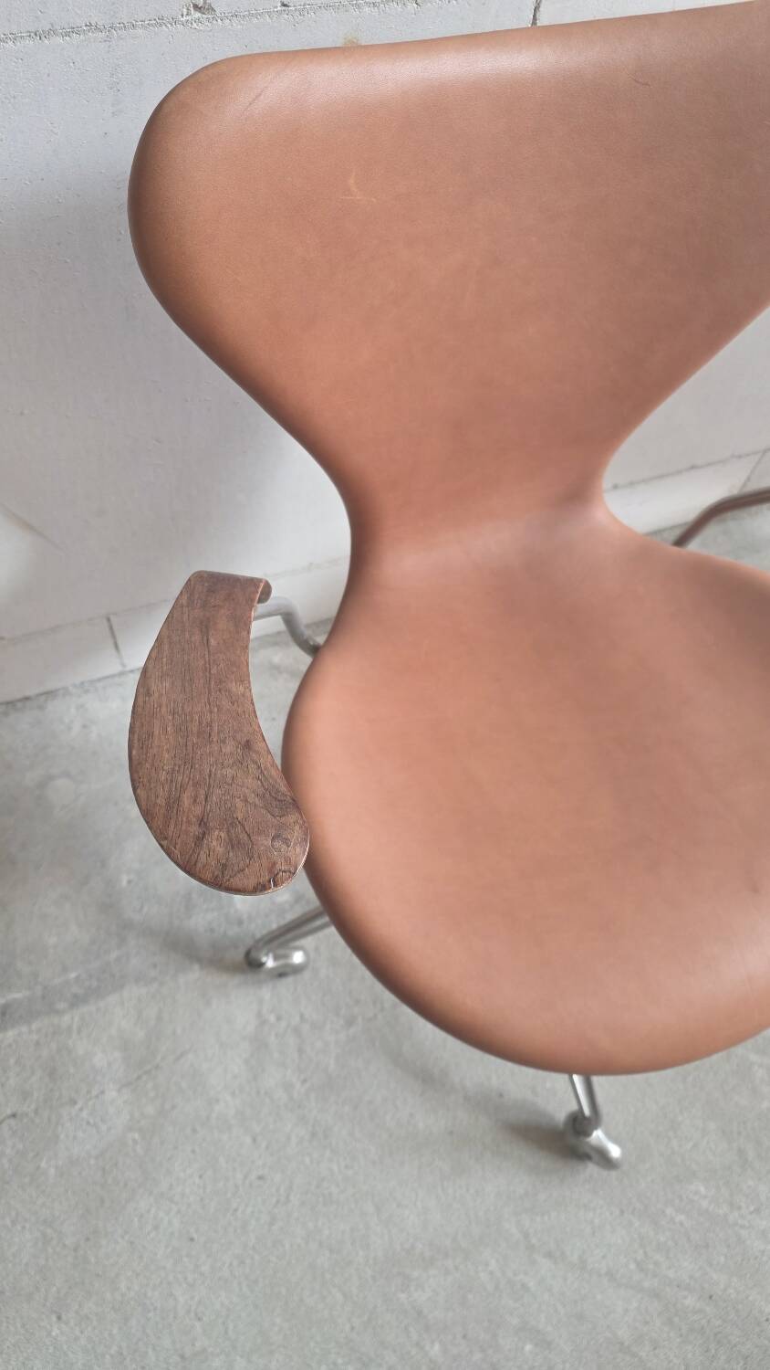 Chaise de bureau Arne Jacobsen 3217 Fritz Hansen