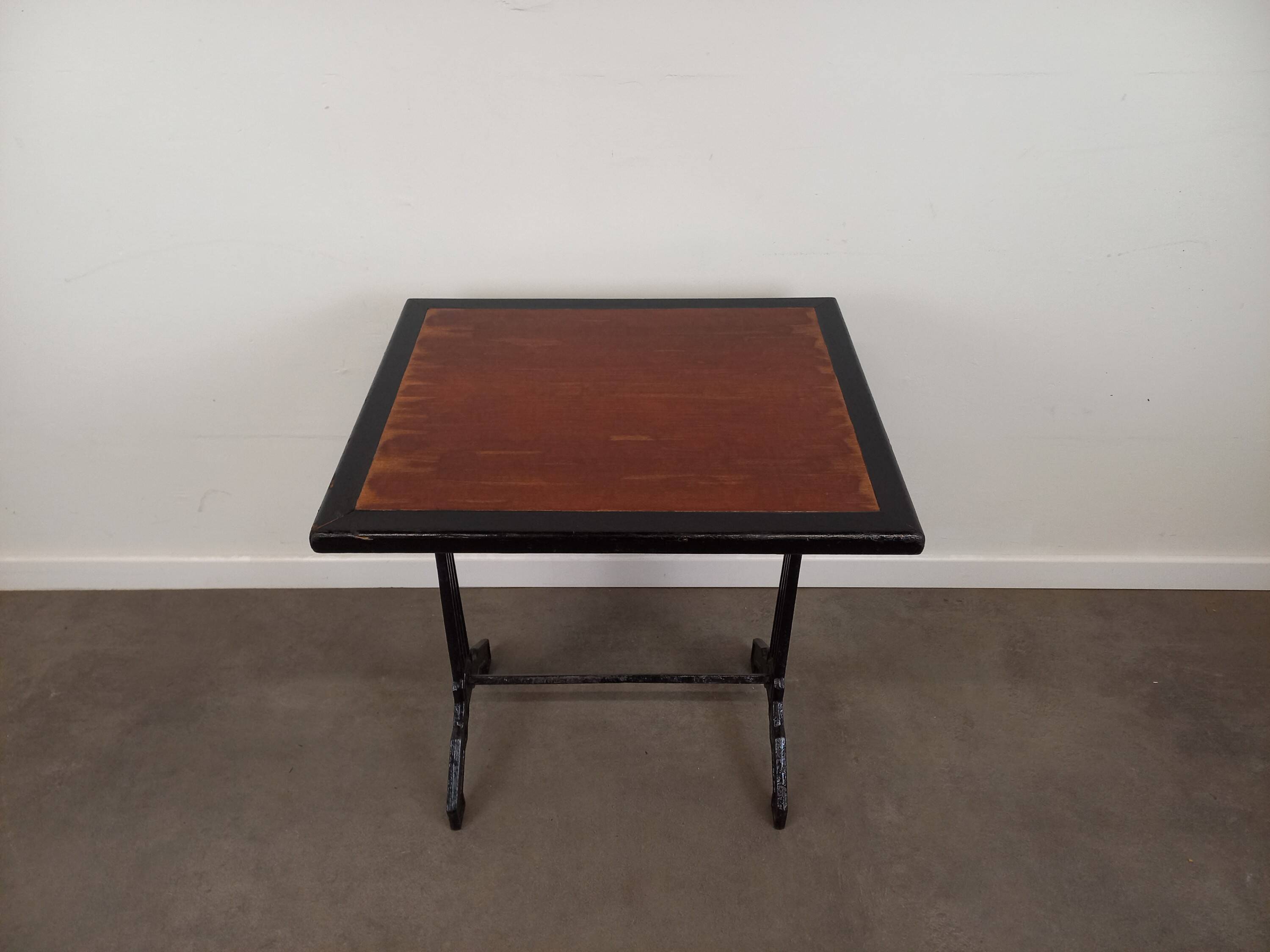 Table bistrot art déco