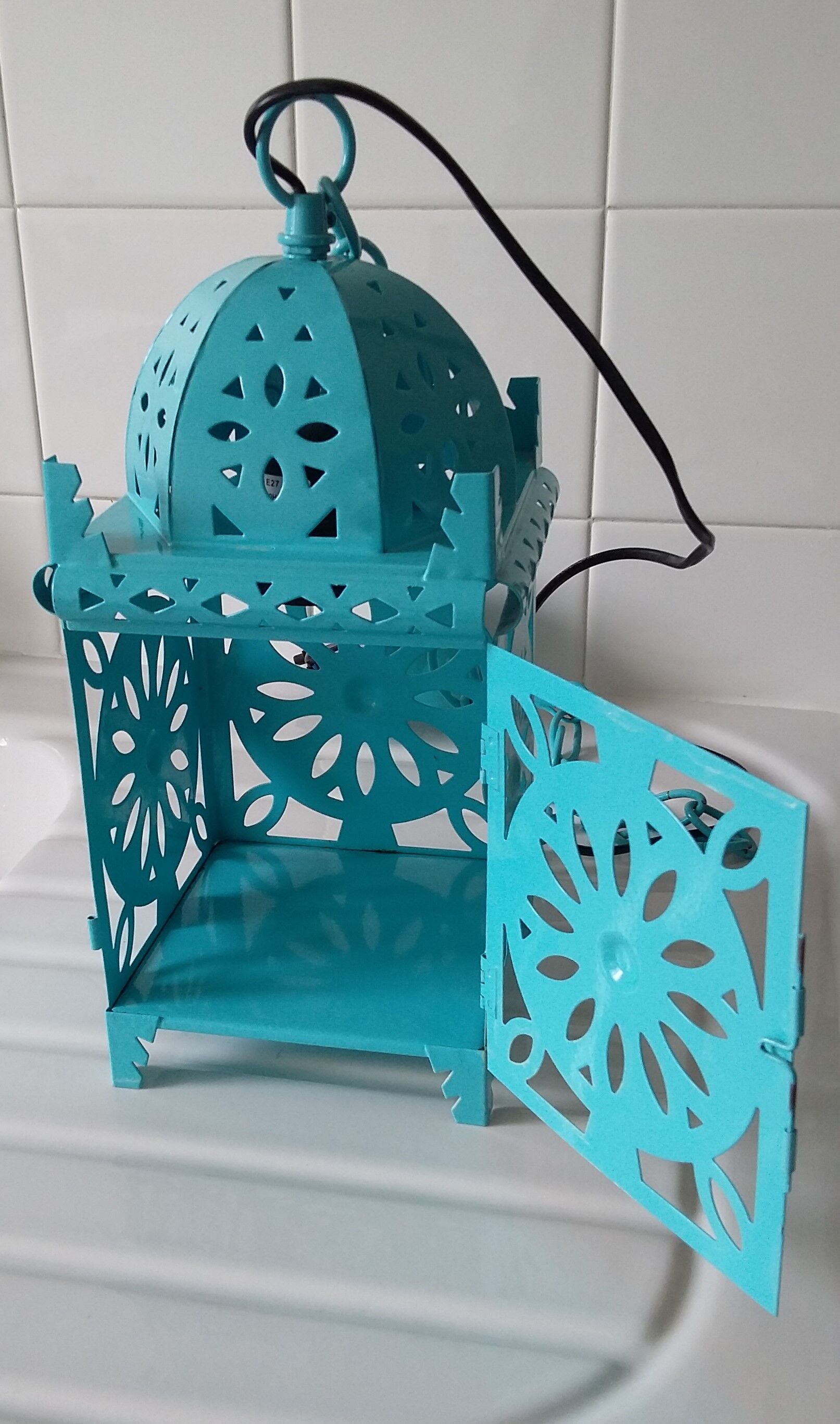 Oriental style lantern chandelier