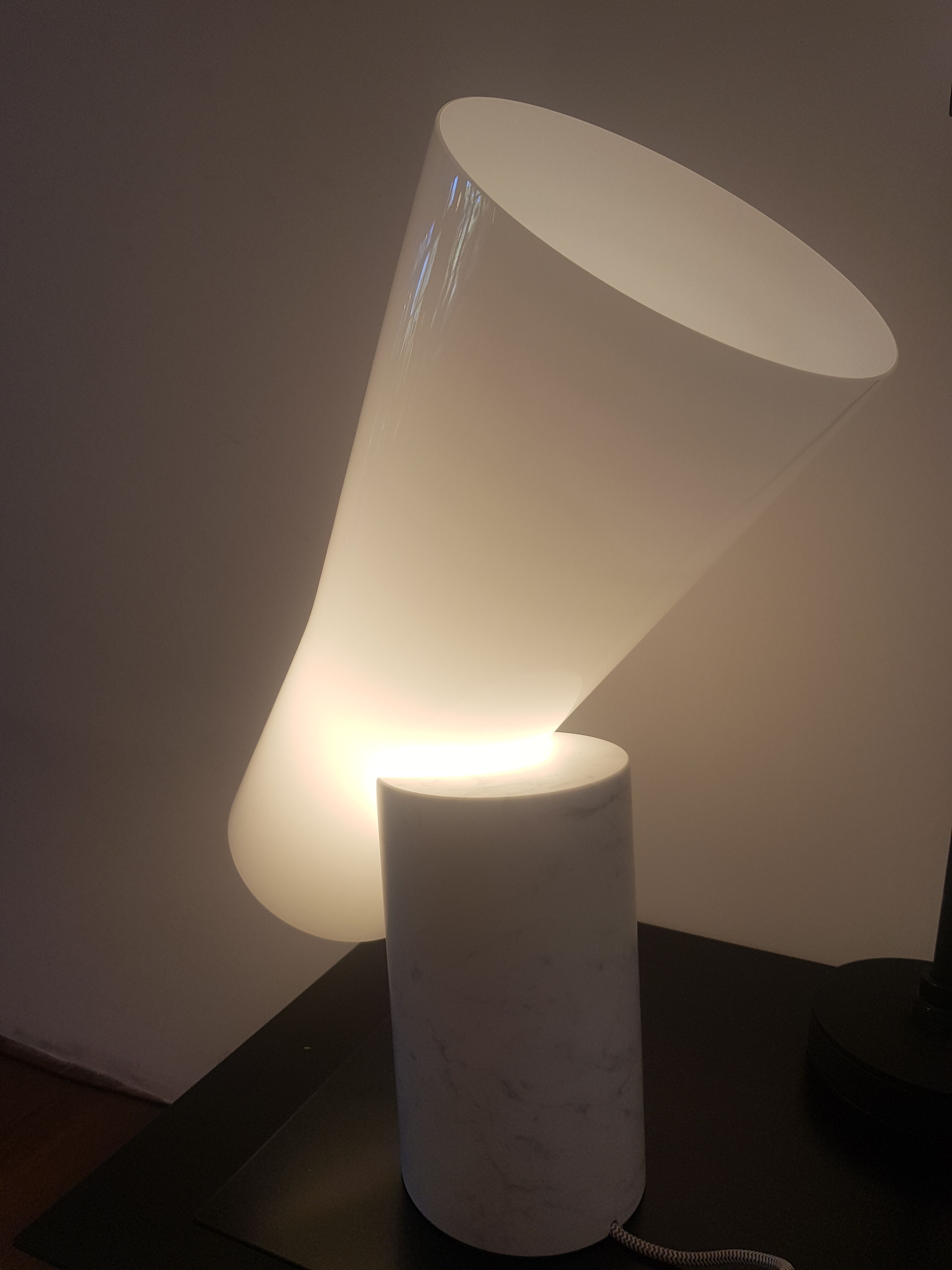 "Nile" foscarini, design rodolfo dordoni lamp