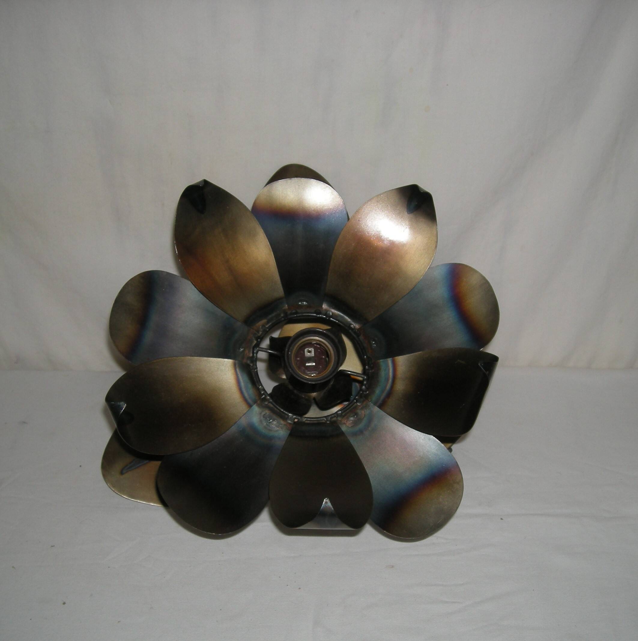 Lampe à poser nénuphar - style jansen des années 70