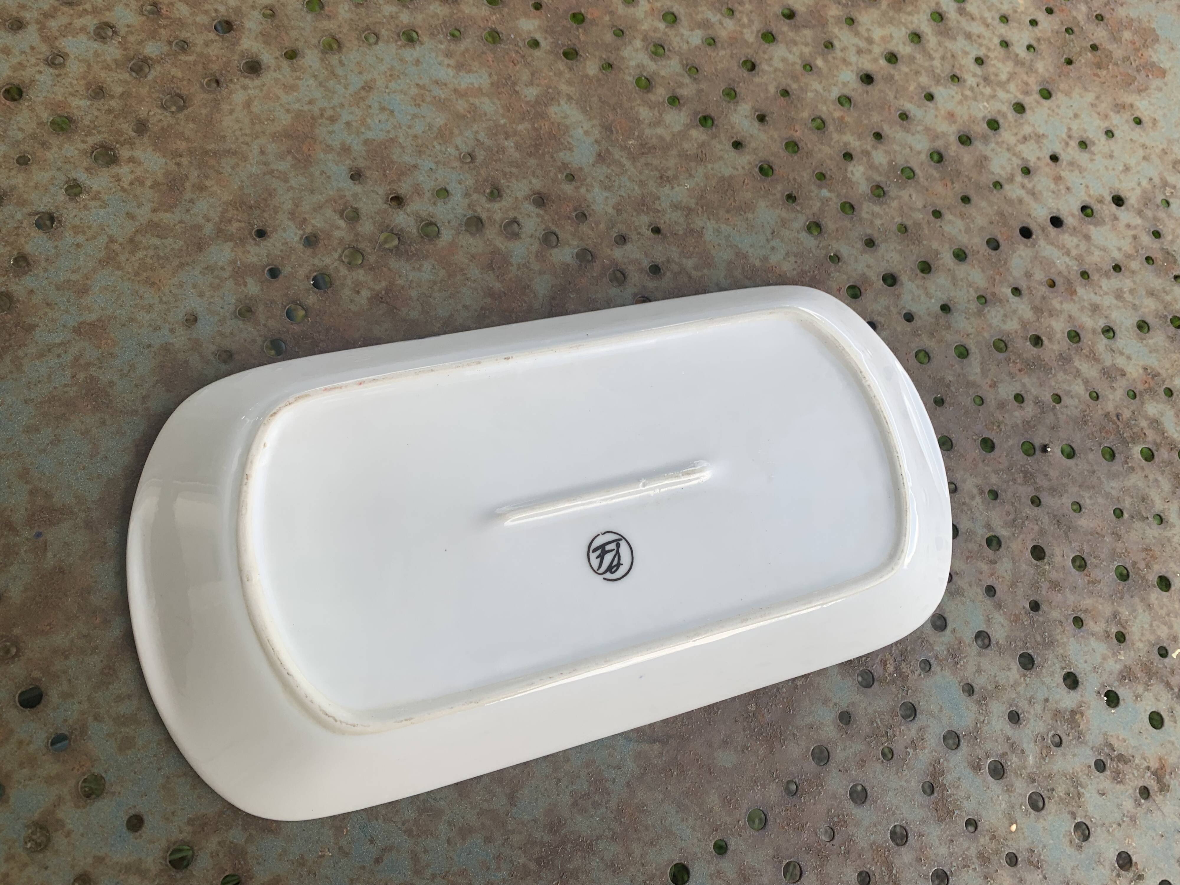 Rectangular cake dish in glazed ceramic, vintage floral pattern