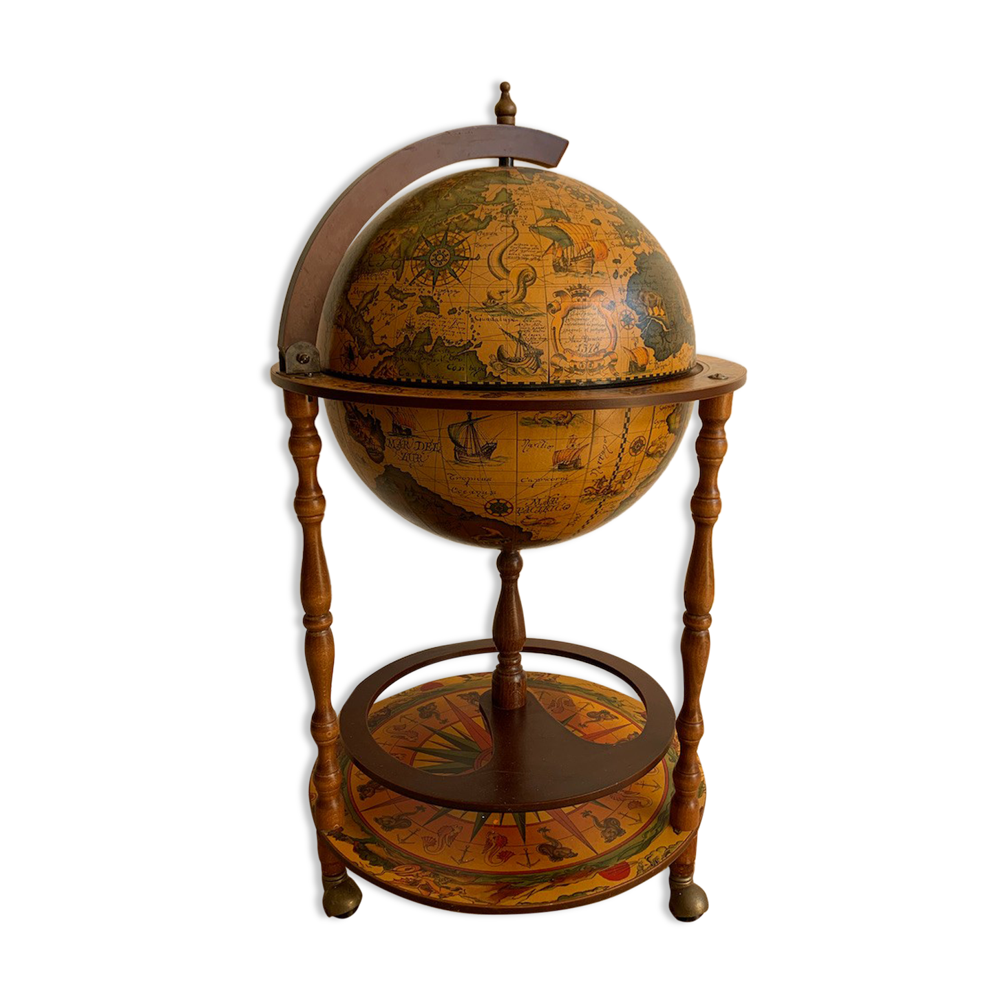 Bar globe terrestre