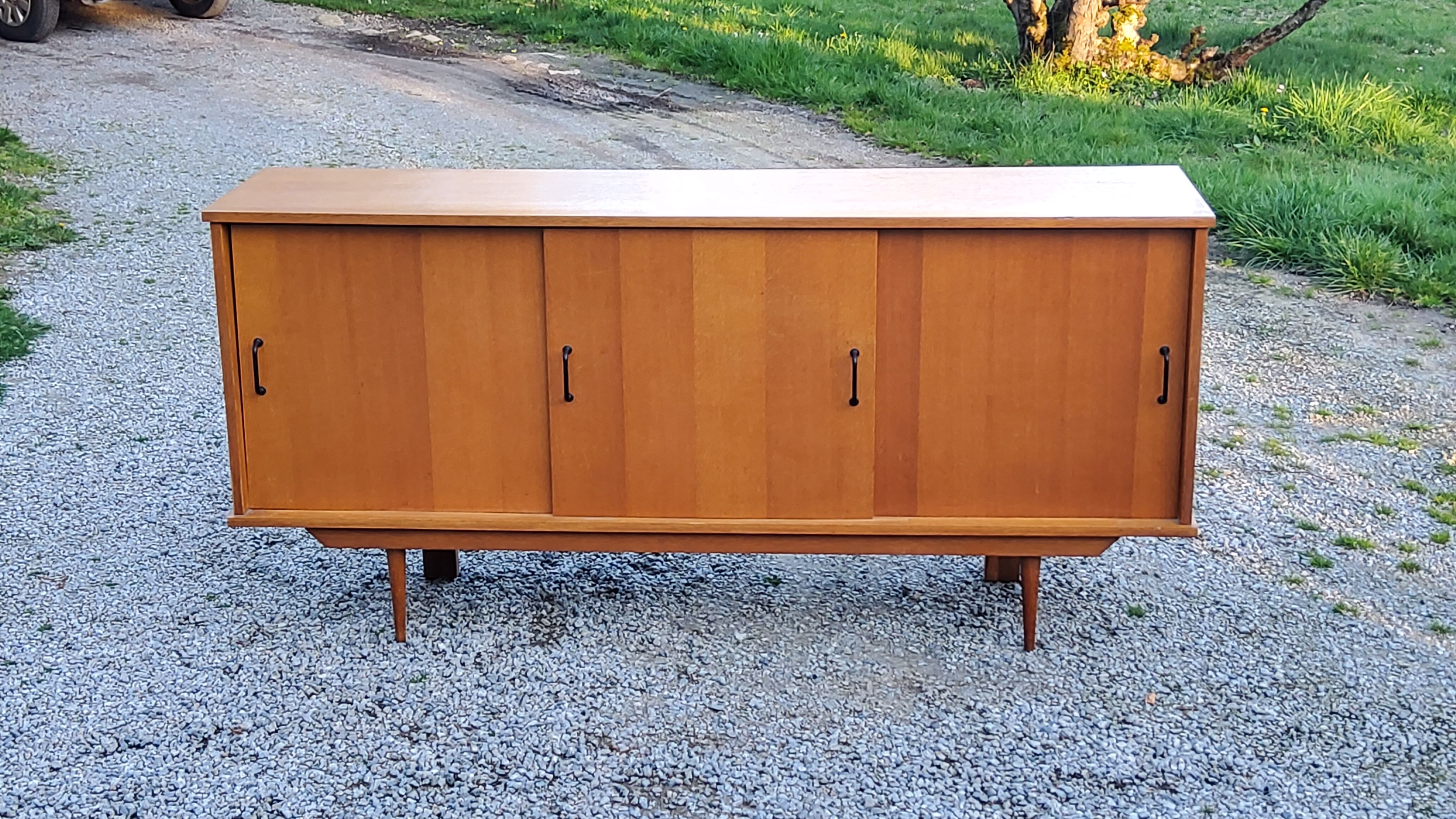Vintage gold blond oak row 3 sliding doors