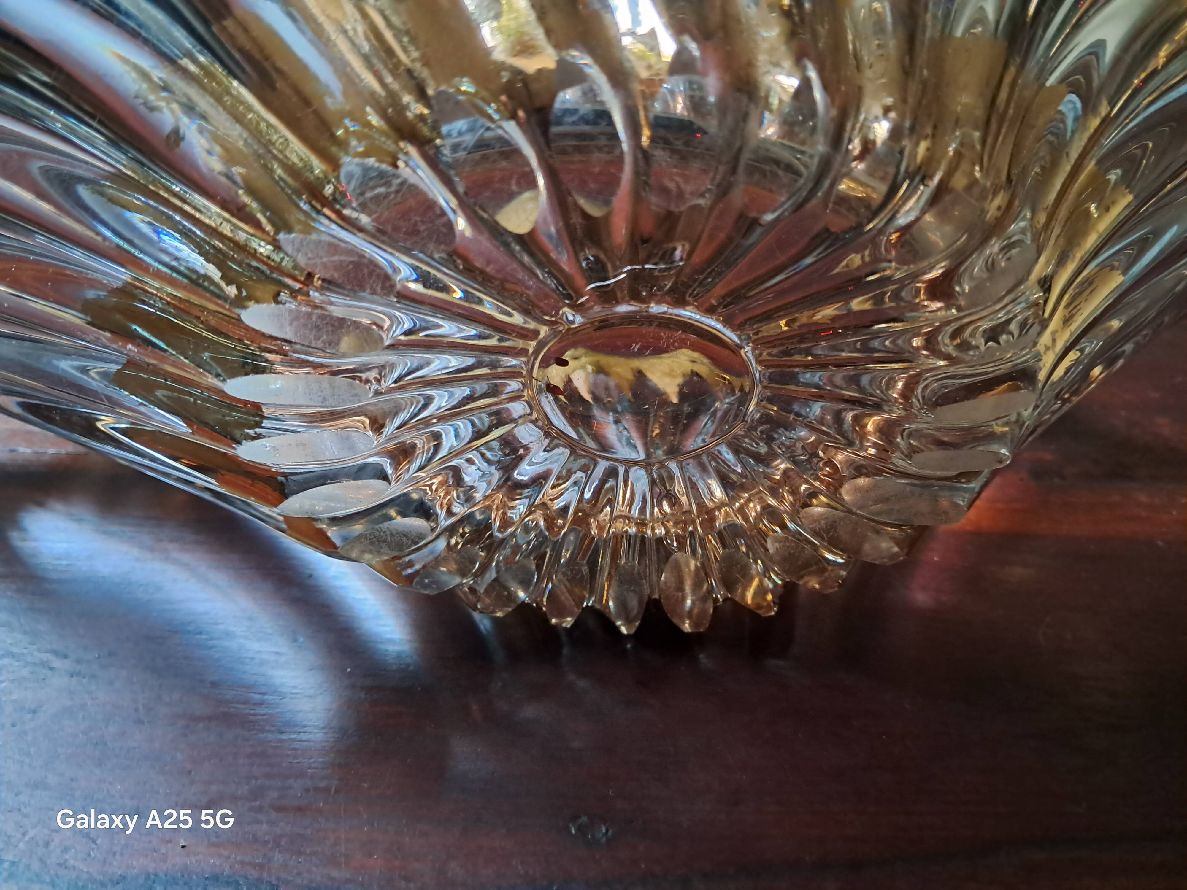 Vintage fruit bowl in crystal and gold from Royal Crystalery of Bayel.