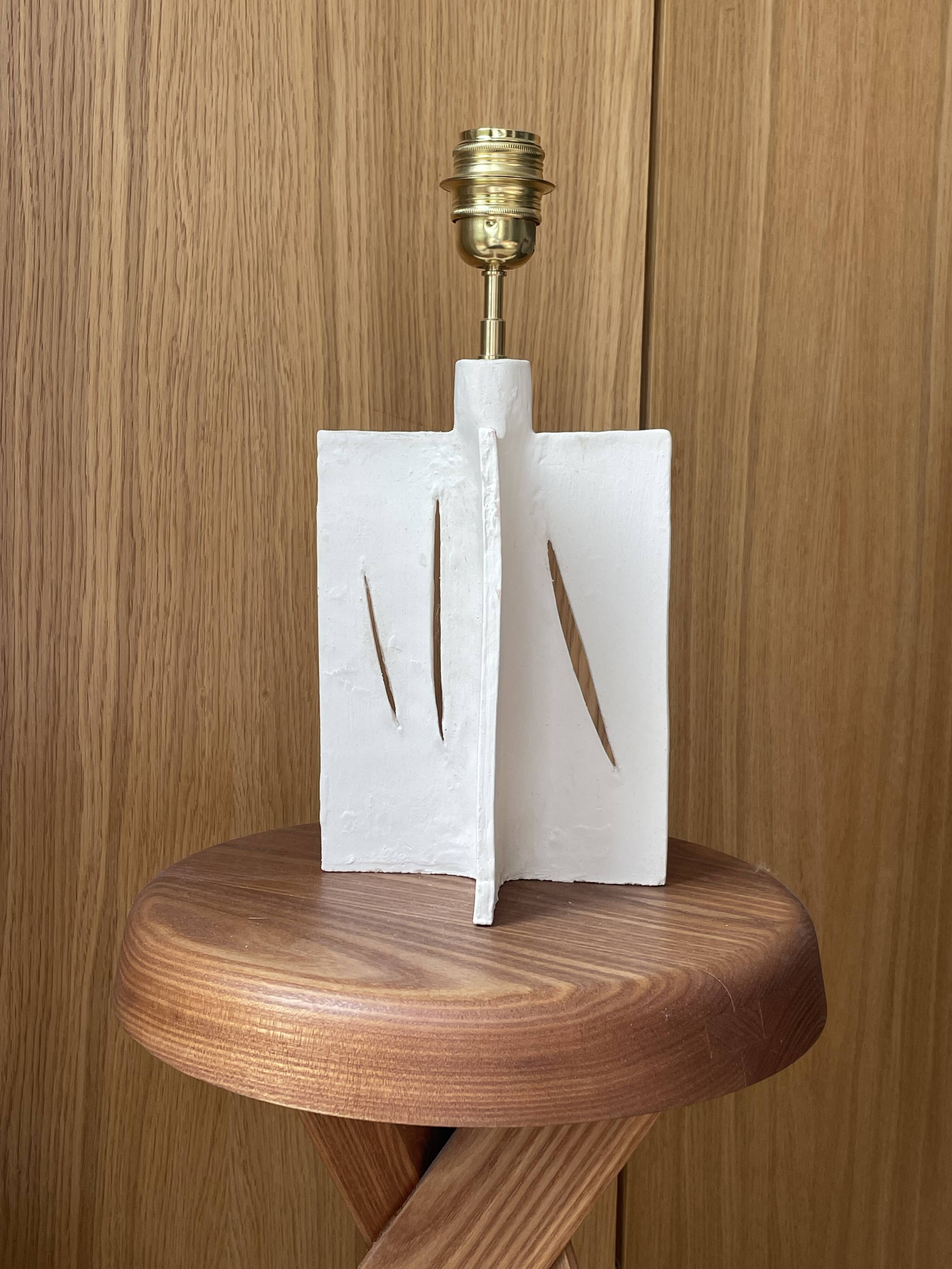 French contemporary ceramic lamp, "L 04" by Renzo Maar