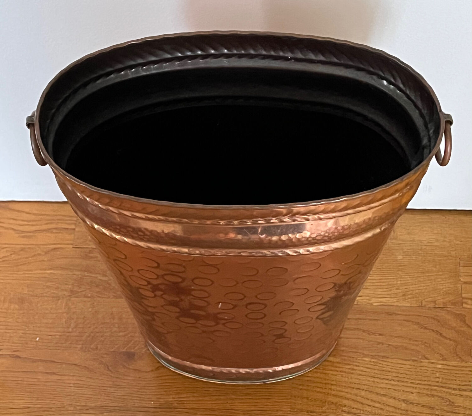 Copper umbrella holder