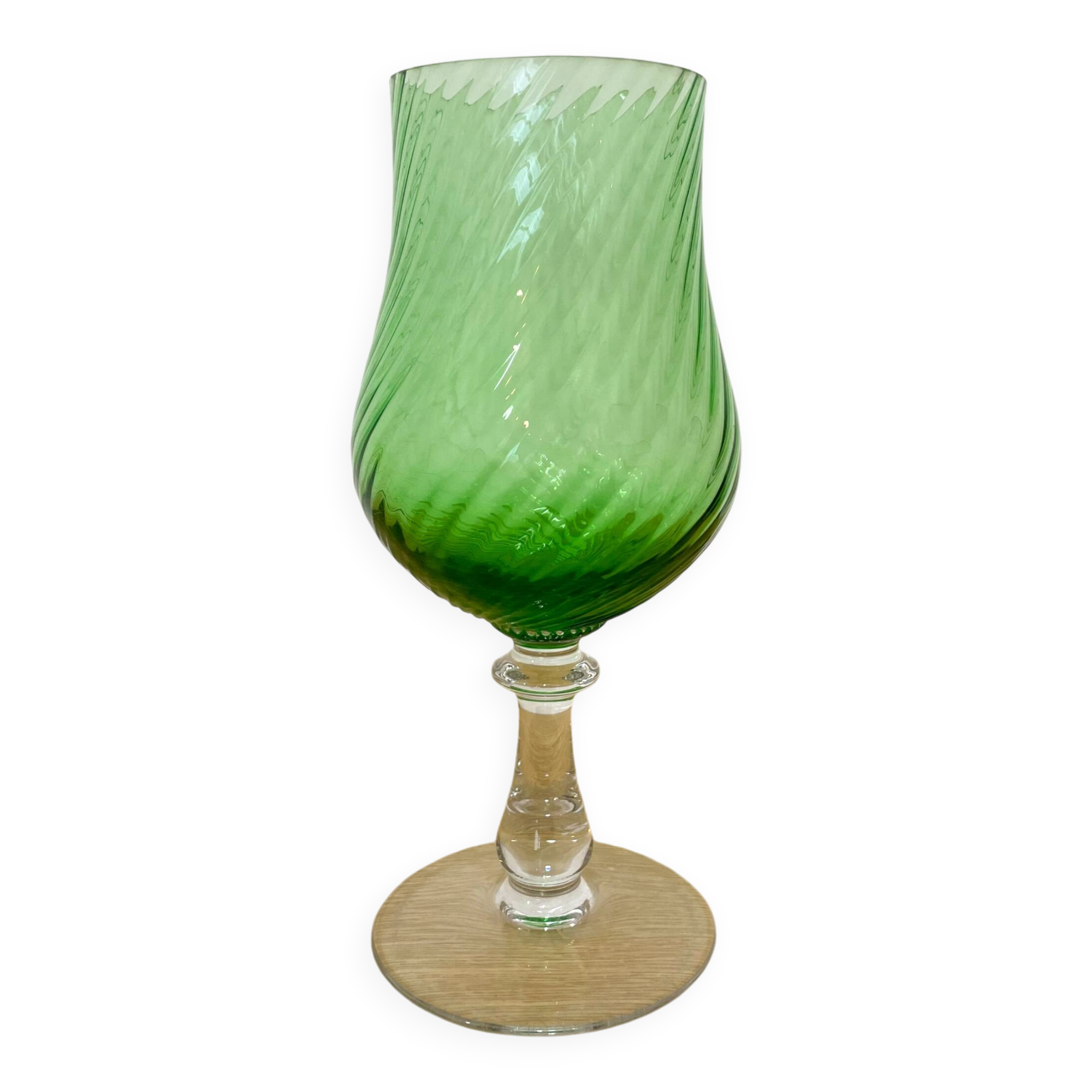 Vase en forme de verre