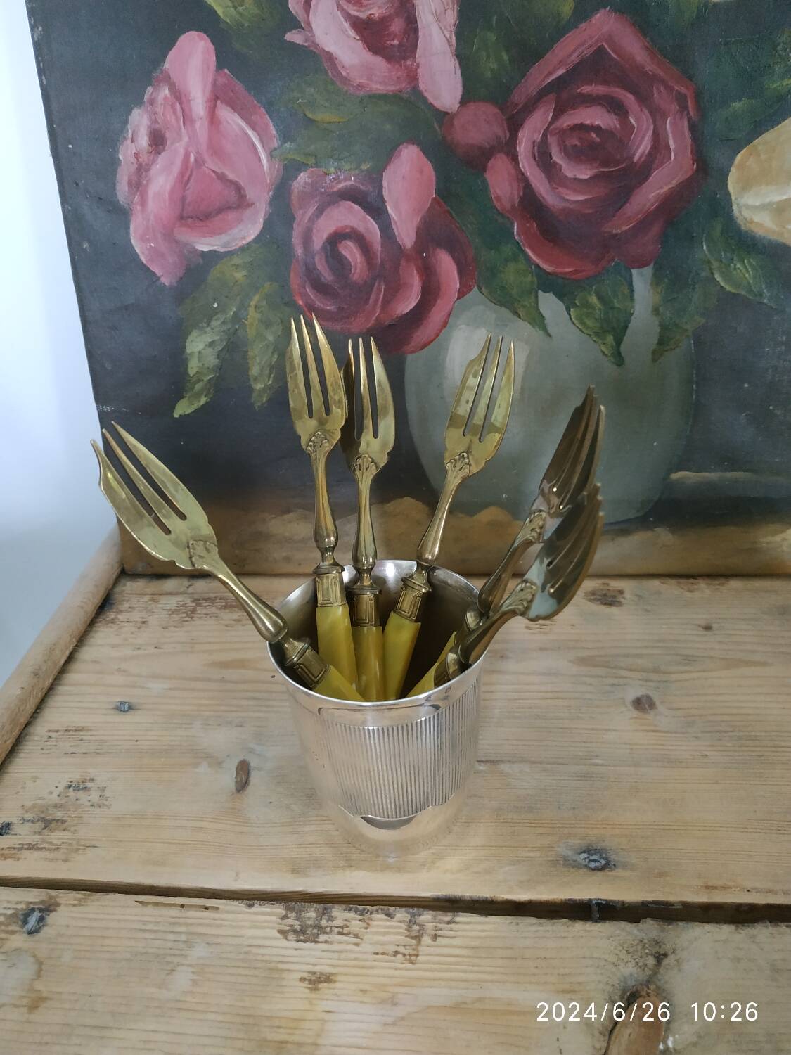 Dessert forks