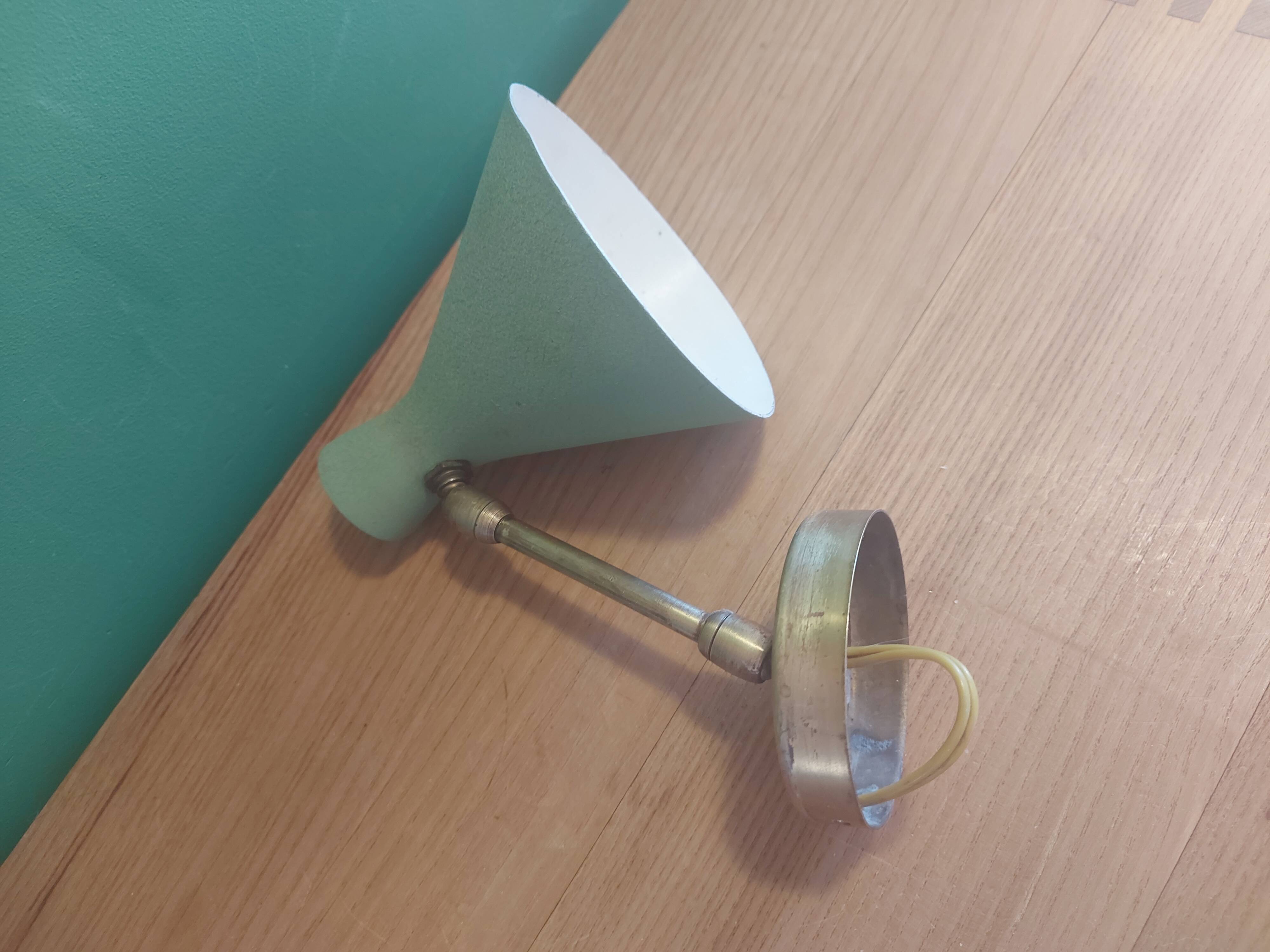 Wall lamp from the 60 diabolo