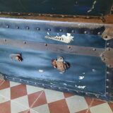 English travel trunk