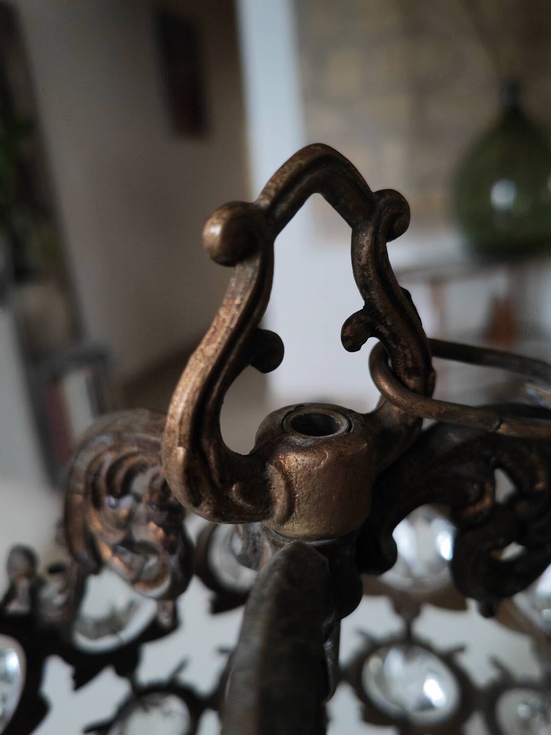 Hanging lantern light