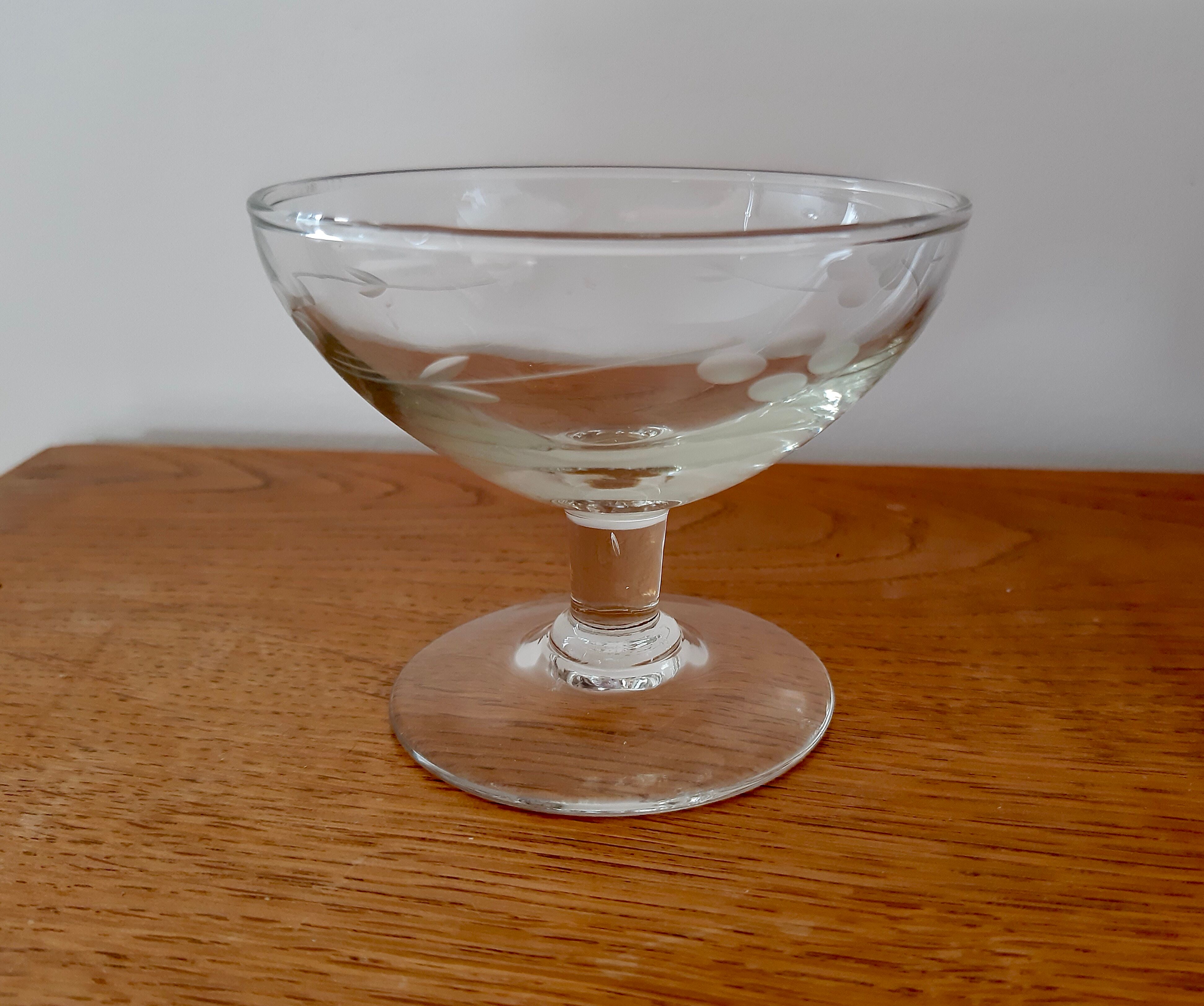 Lot of 6 crystal champagne glasses