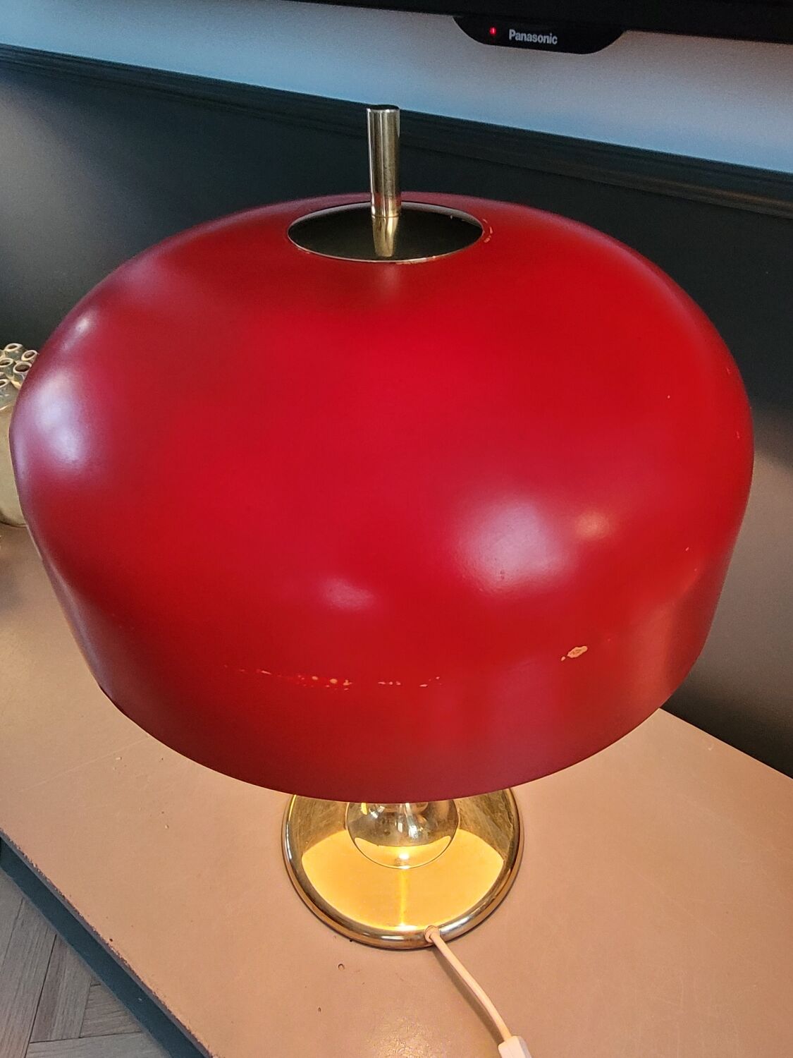 Vintage table lamp with bell shade and brass base