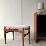 Scandinavian footrest