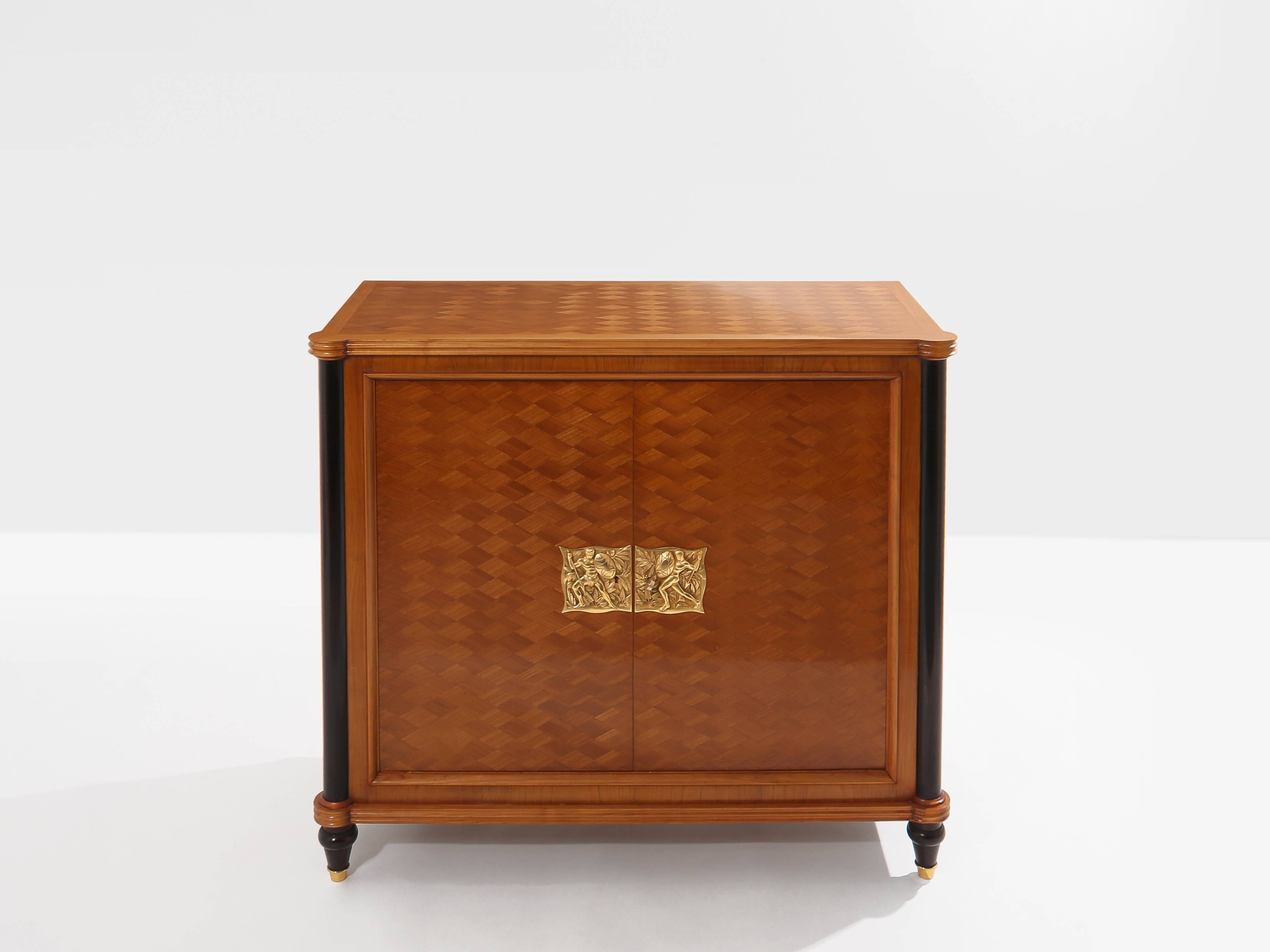 Jules Leleu cabinet merisier marqueté 2 portes bronze 1940