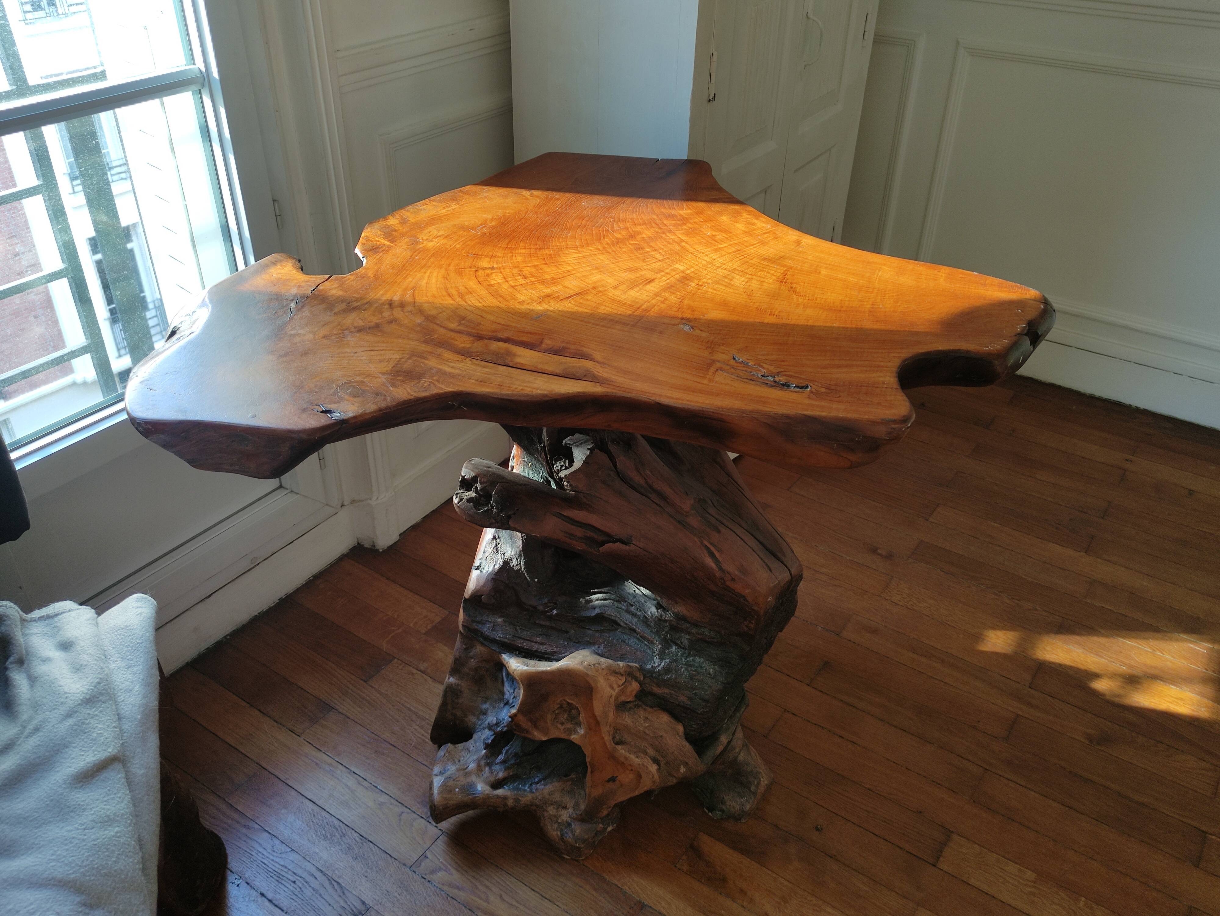 Trunk table