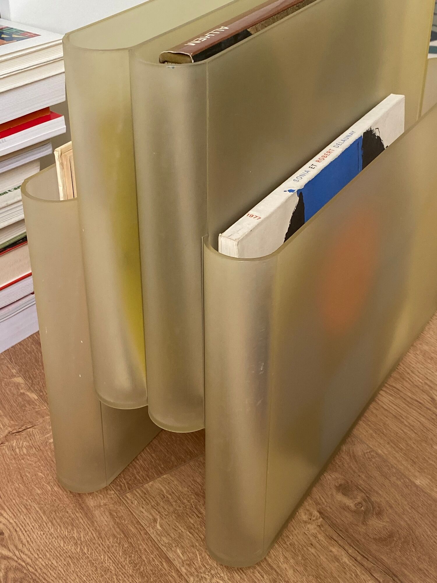 Giotto Stoppino magazine holder for Kartell - 1970