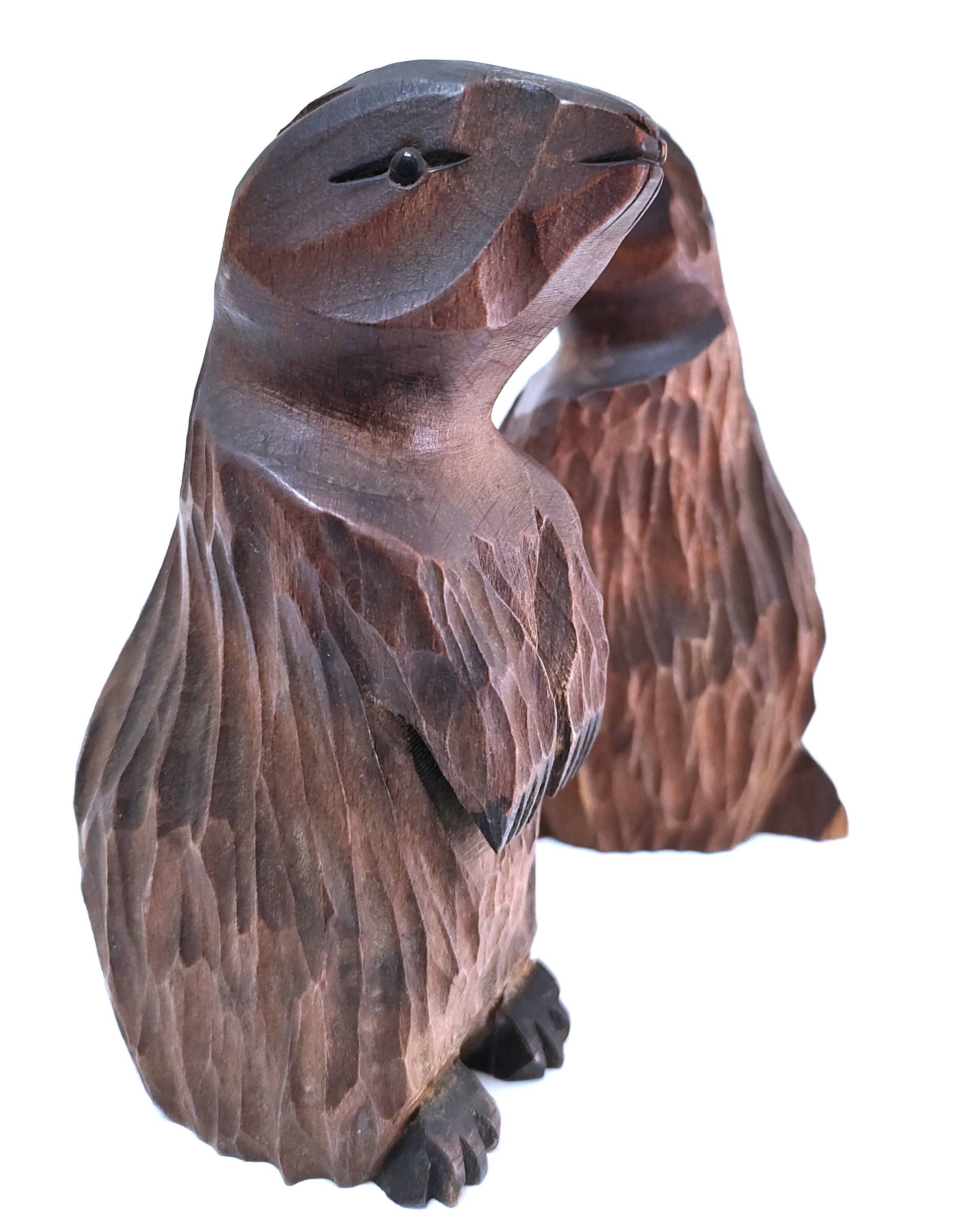 Deux marmottes bois sculpté art populaire français