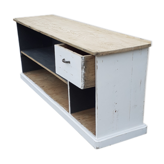 Counter trade furniture