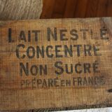 Nestlé wooden box