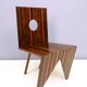 Chaise d’appoint géométrique en hêtre massif et en noyer postmoderne faite à la main, Italie années 1980