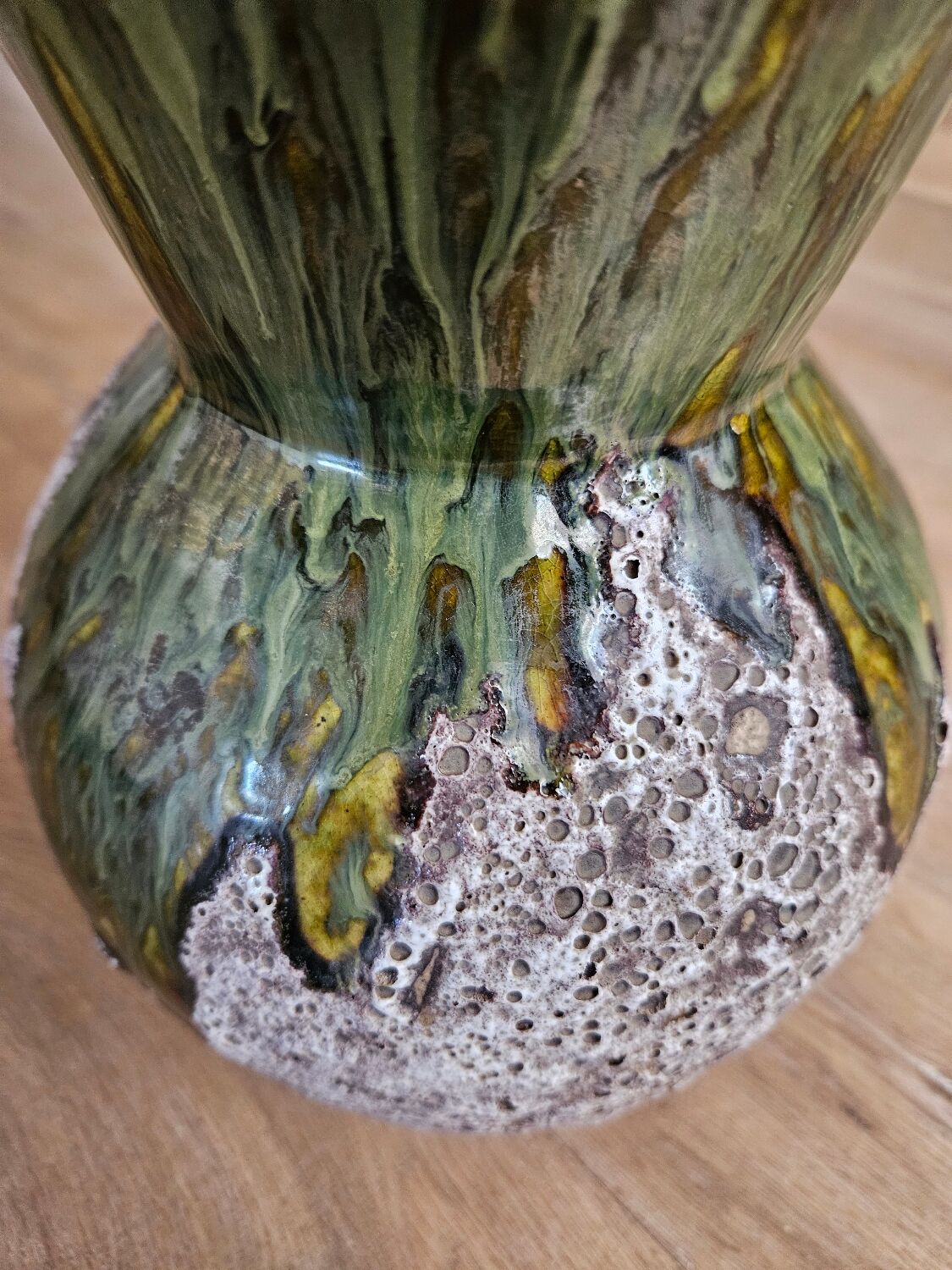 Vase vert olive et fat lava crème chantrier sauzelles
