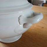 Soupière ancienne en porcelaine blanche