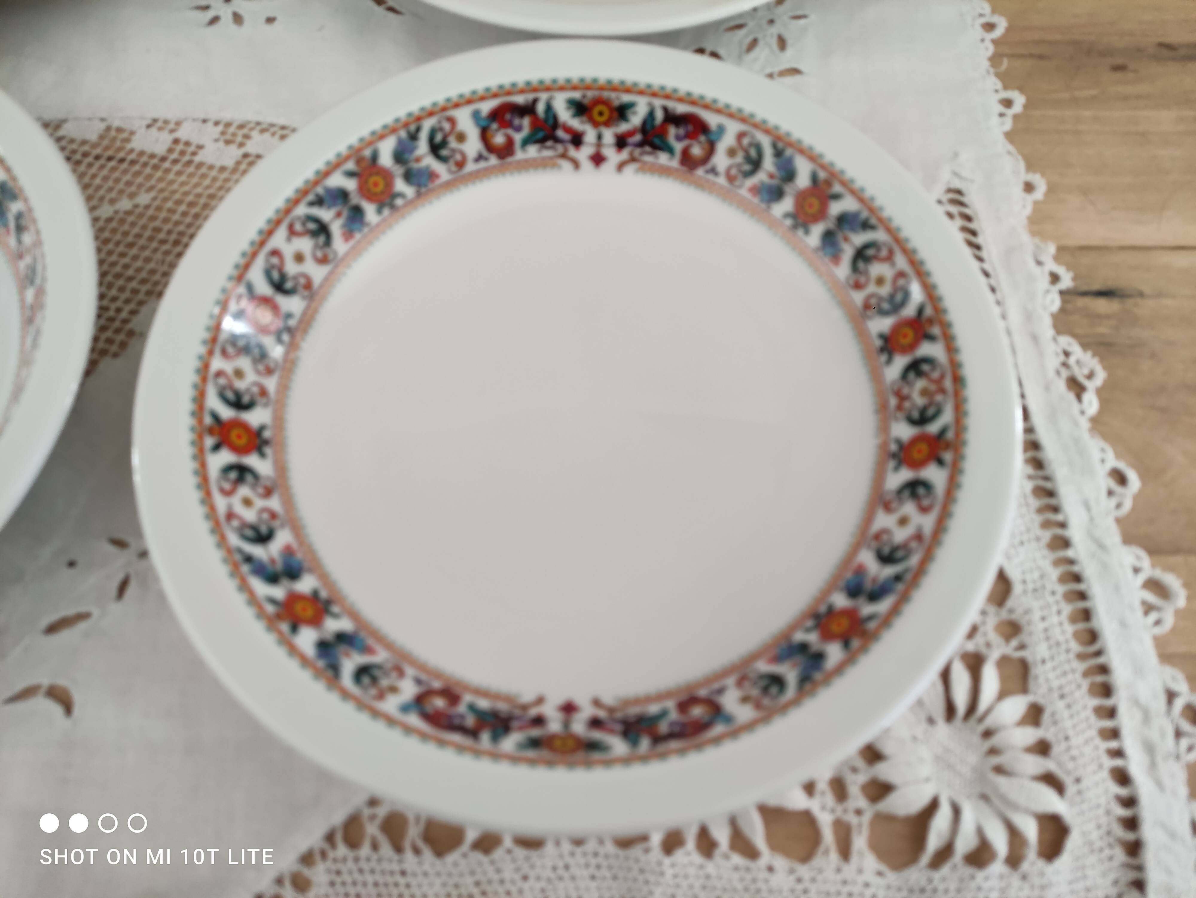 Set of 6 hollow plates in porcelain Bavaria white floral frieze 70s