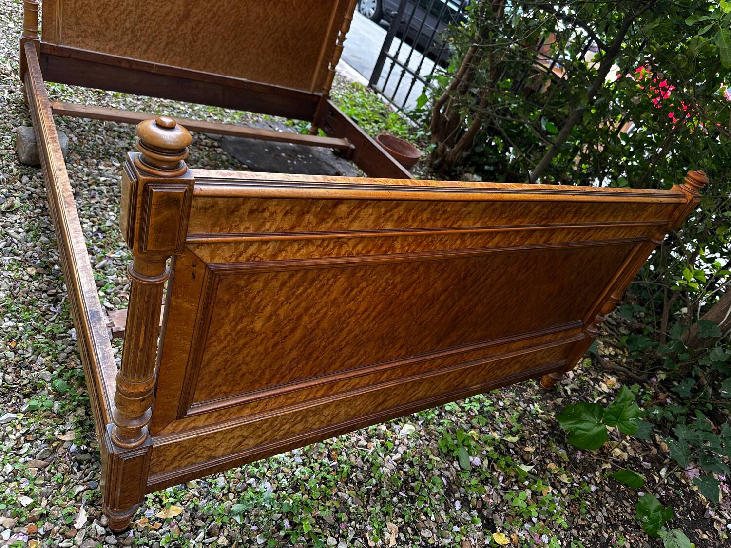 Louis Philippe wood briar bed, Restoration, 19th century