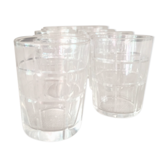 SUITE OF 11 GLASS SHOT GLASSES WITH SQUARE PATTERNS