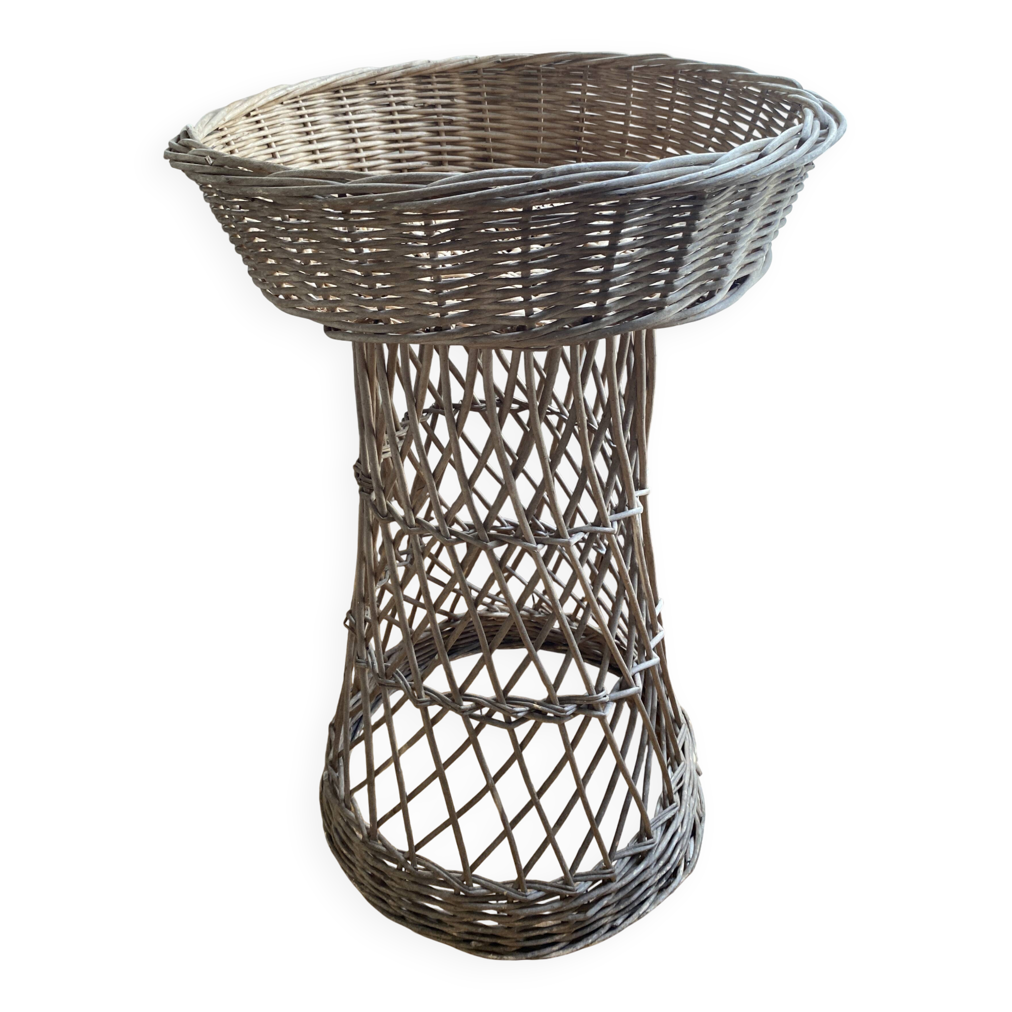 Wicker rattan bowl