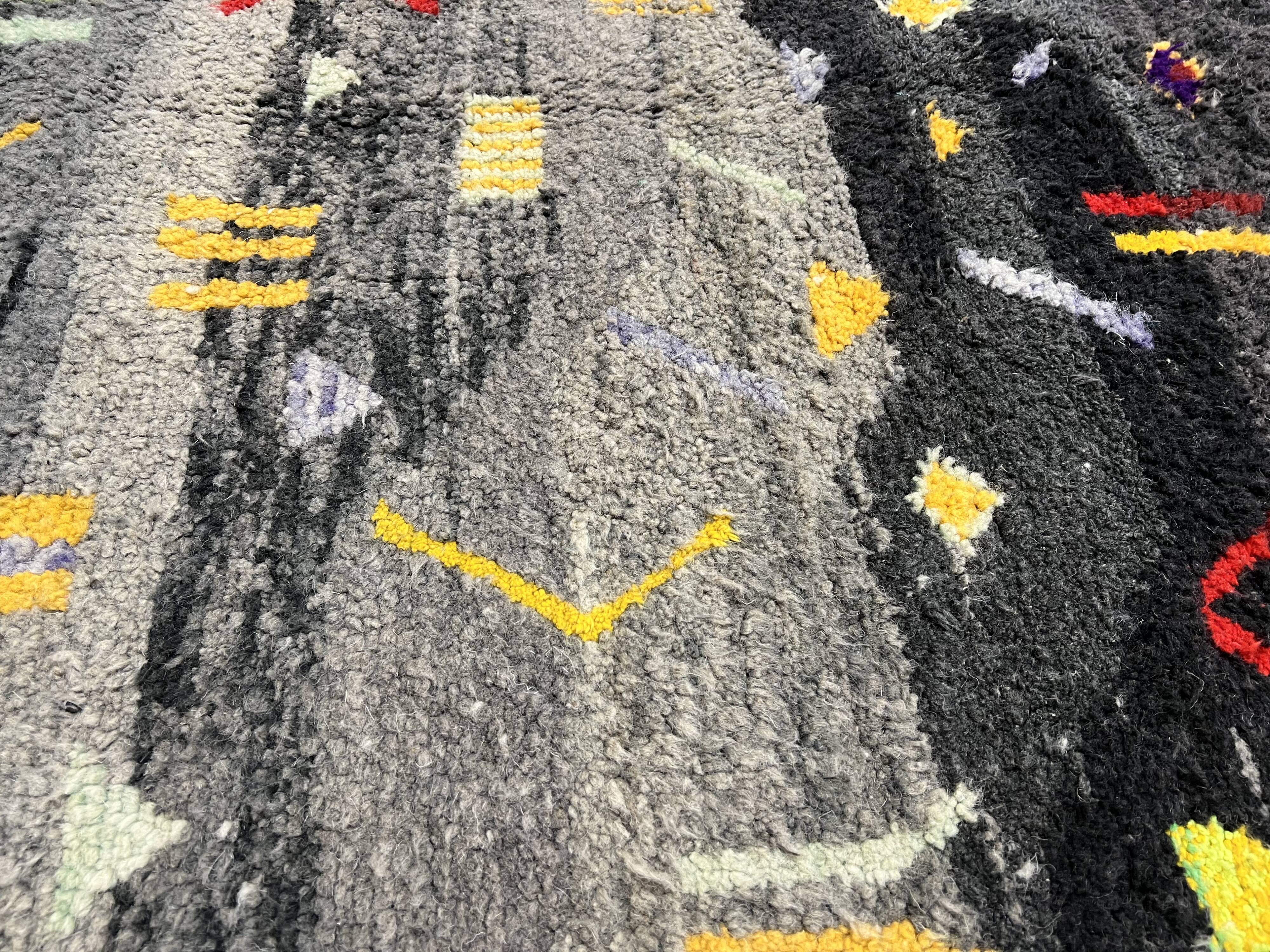 Black Berber carpet156x204cm