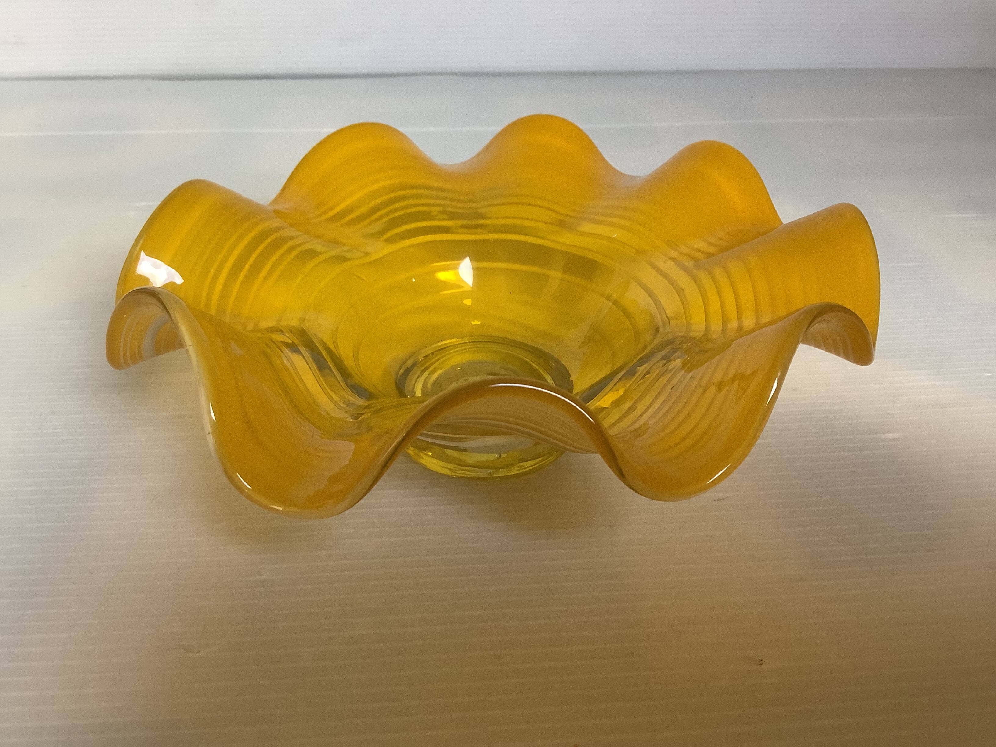 Yellow Murano ring holder tray