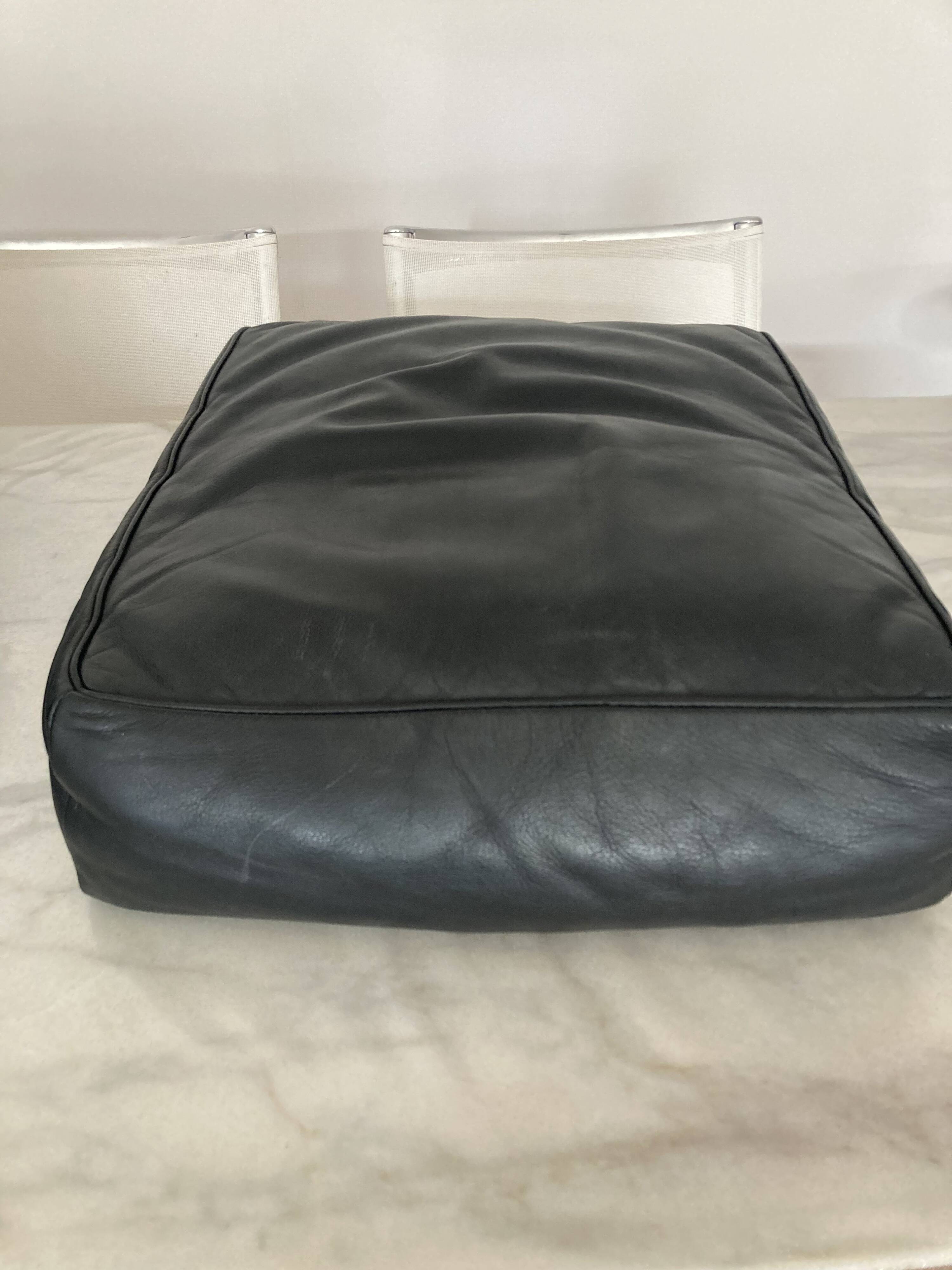 Le Corbusier LC2 armchair in black leather