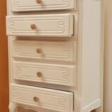 White shabby chiffonier