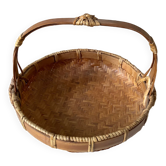 Bamboo basket with handle