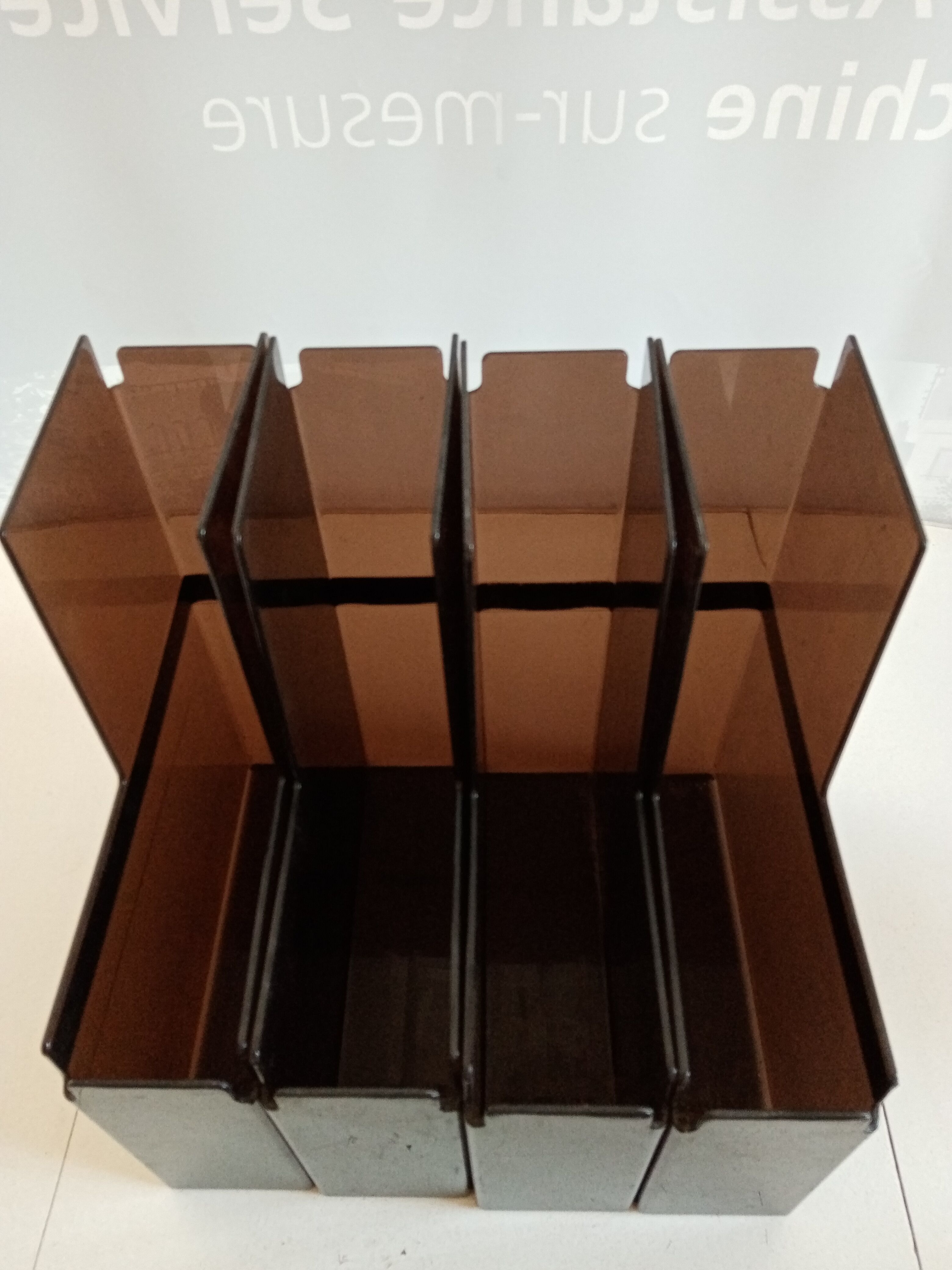 Vertical review door