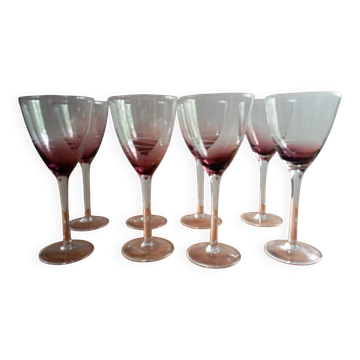 Set of 8 vintage stemmed glasses